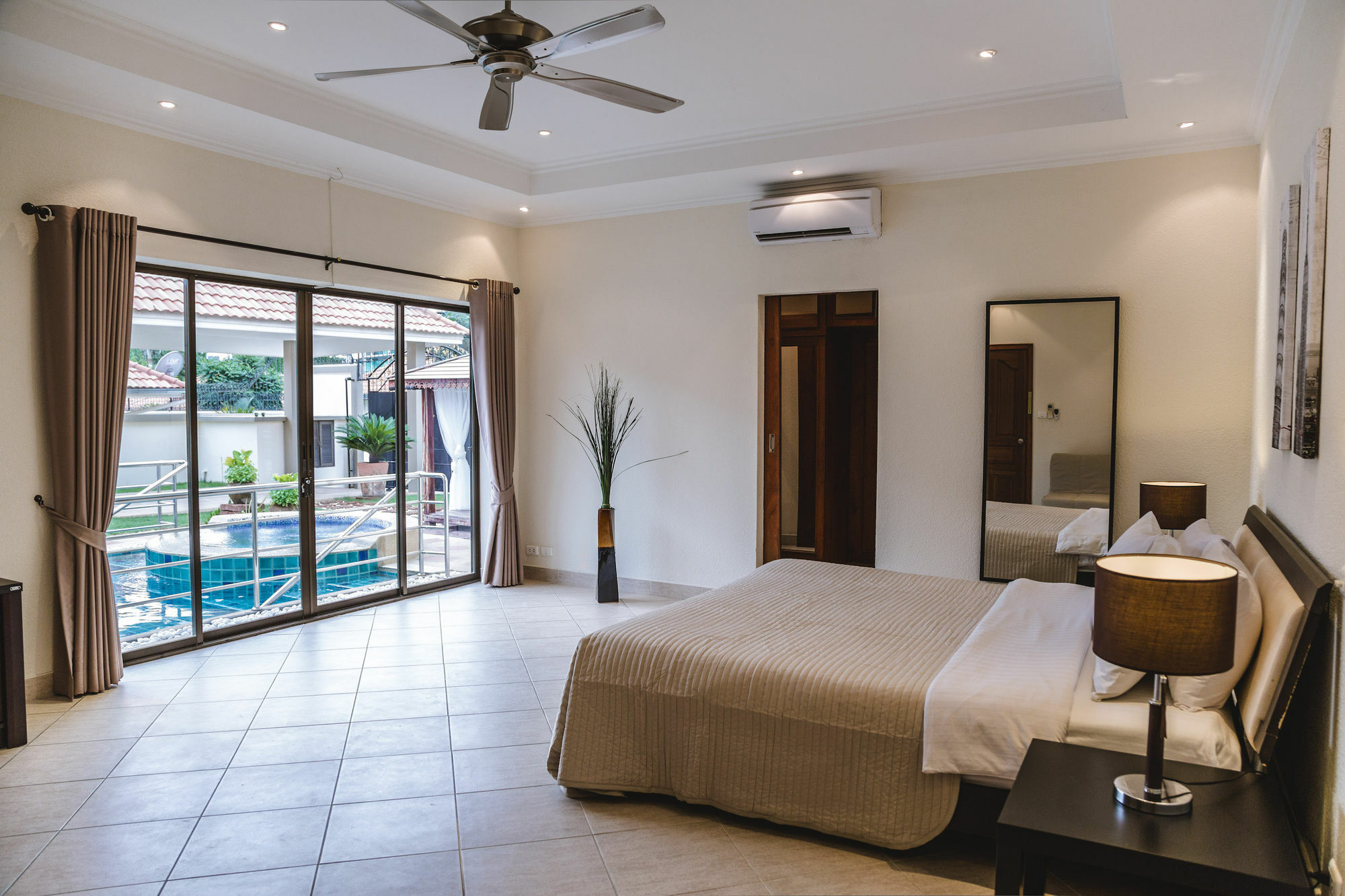 Pattaya Holiday Villas Bang Lamung Extérieur photo